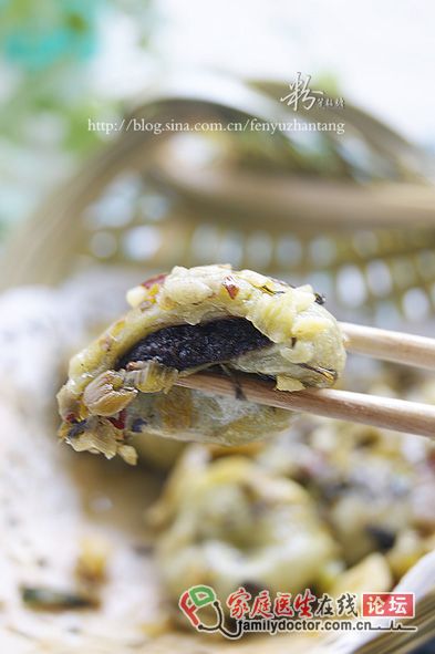 獨具風味的云南特色菜——腌菜炒湯圓